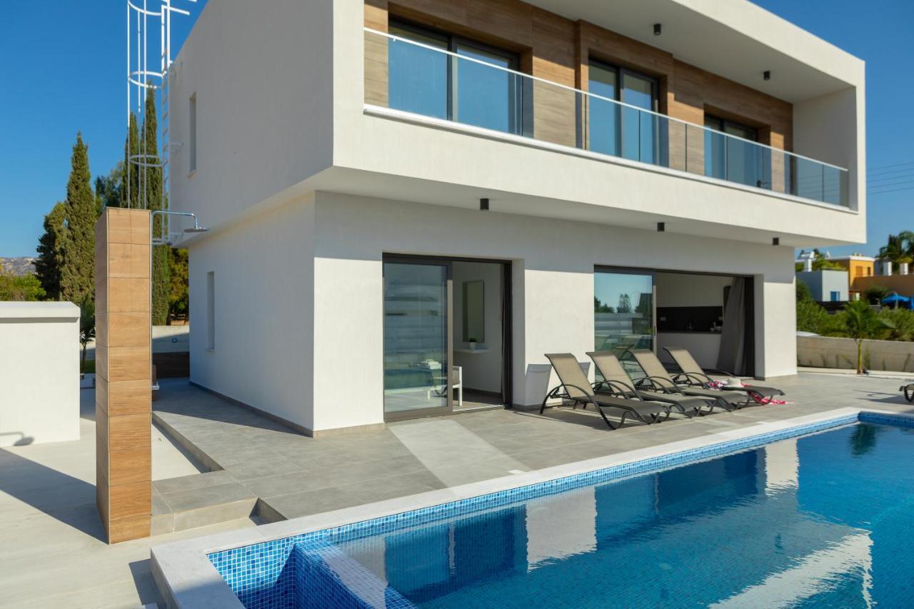 Villa Andre, Walking Distance To Coral Bay Peyia Exterior photo